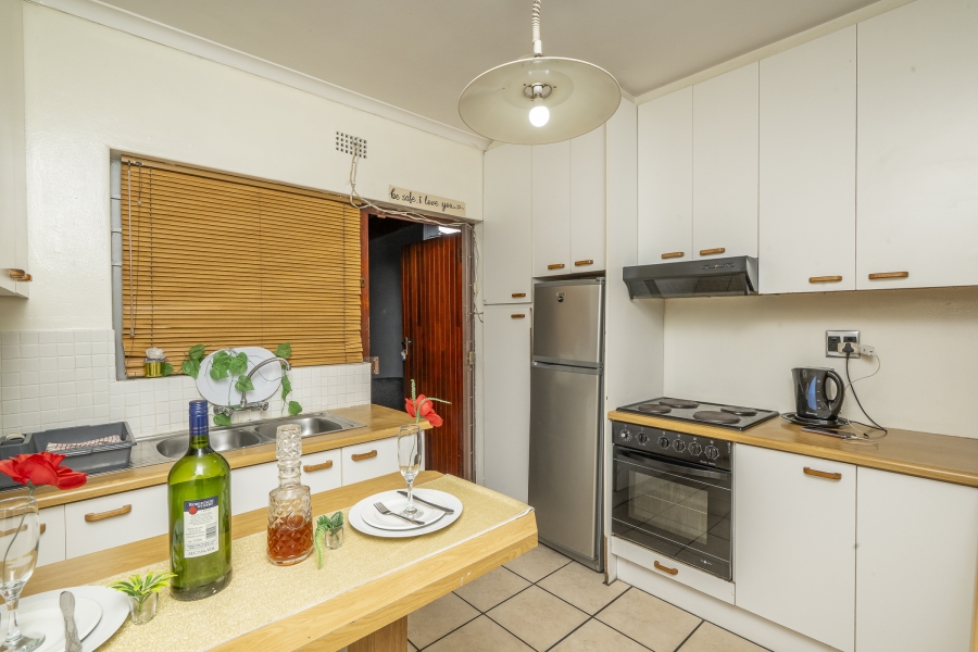 2 Bedroom Property for Sale in Highbury Western Cape